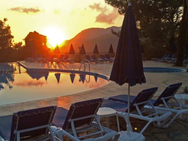 Montana Pine Resort 187193