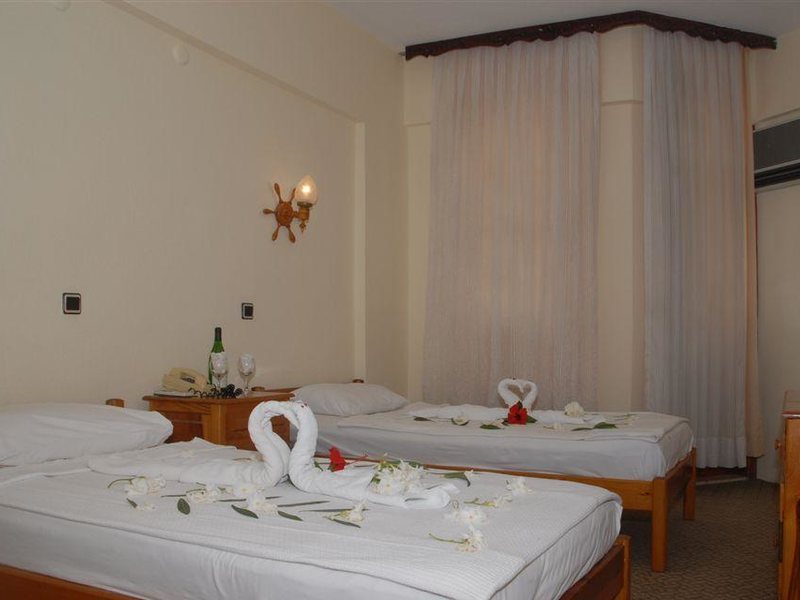 Monte Carlo Hotel 37897