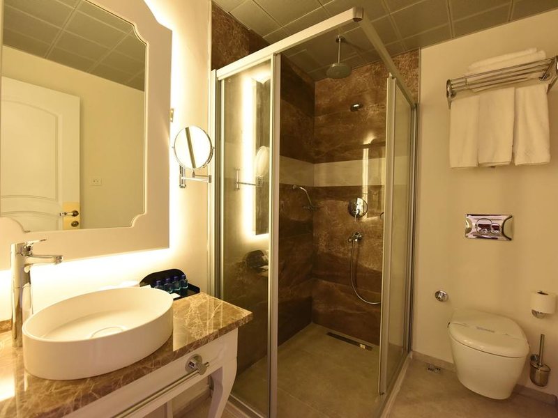 Montebello Deluxe 190508