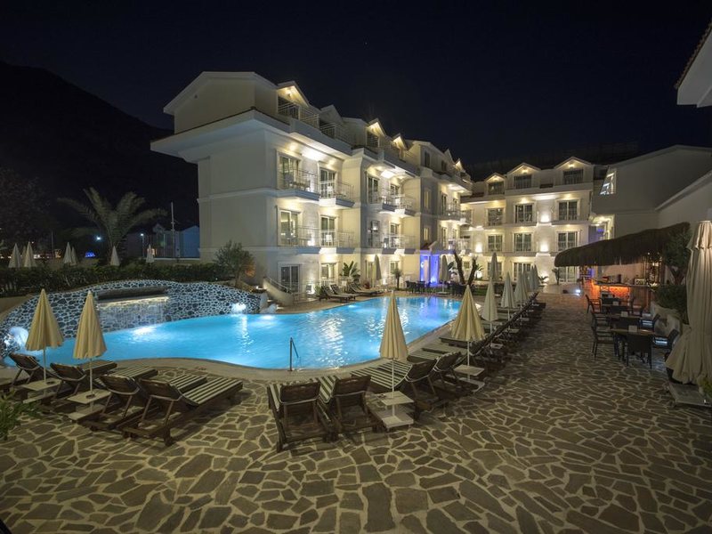 Montebello Deluxe 190511