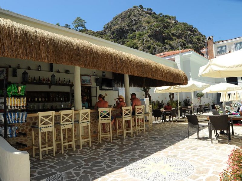 Montebello Deluxe 190519