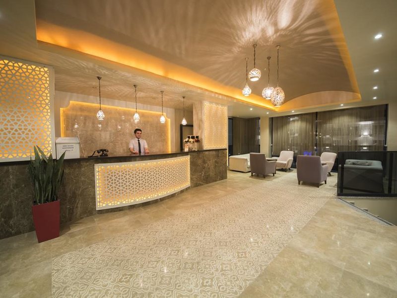 Montebello Deluxe 190529