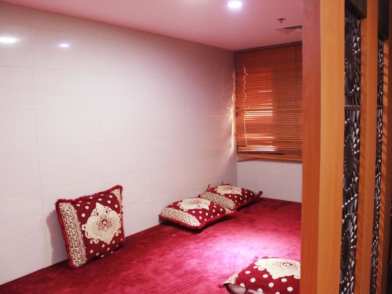 Montreal Naif Hotel 299959