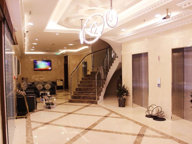 Montreal Naif Hotel 299973