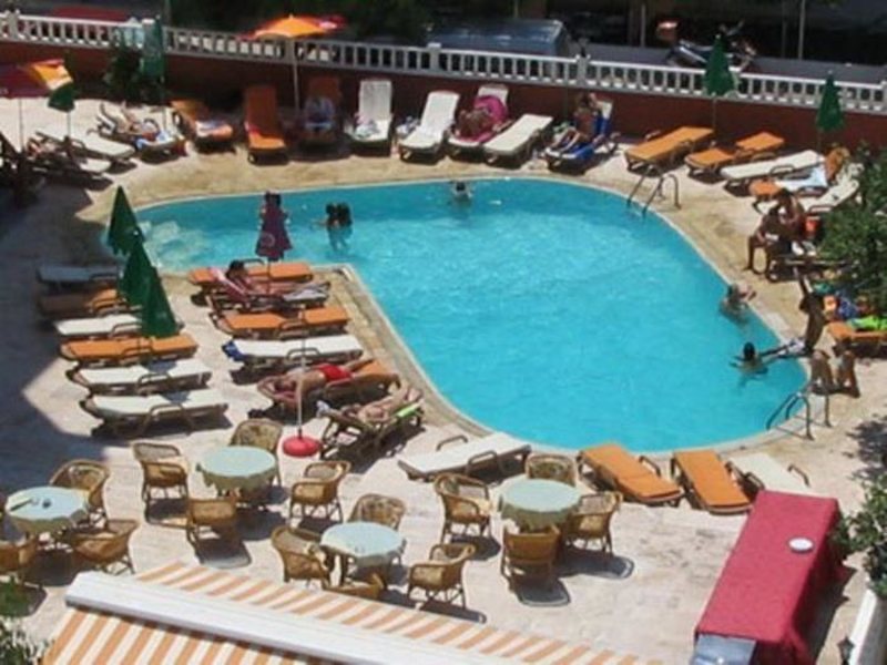 Mood Beach Hotel 276858