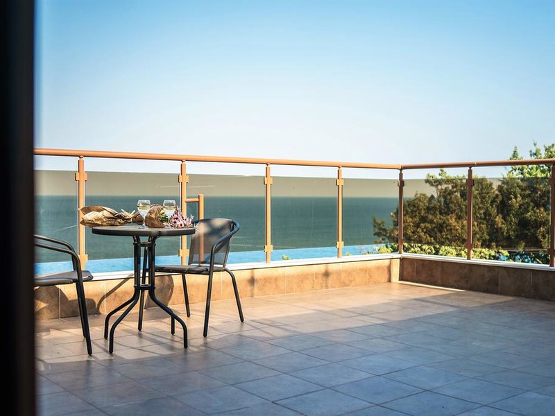 Moreto Aparthotel 311977