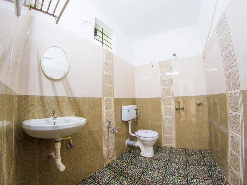 Morjim Grand Inn  115301