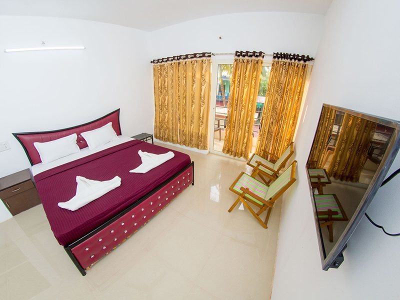 Morjim Grand Inn  115305