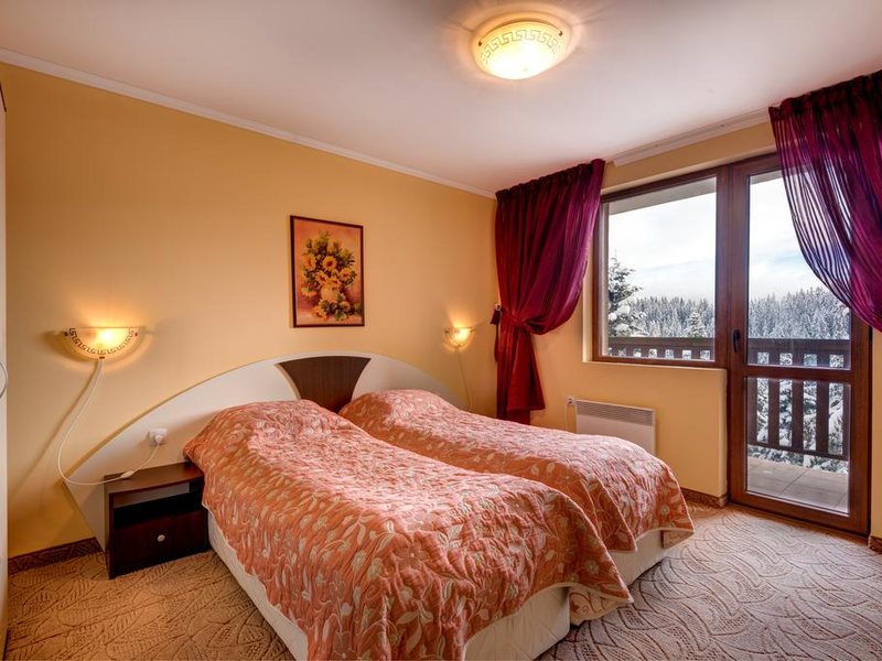 Mountain Lodge Winter 312003