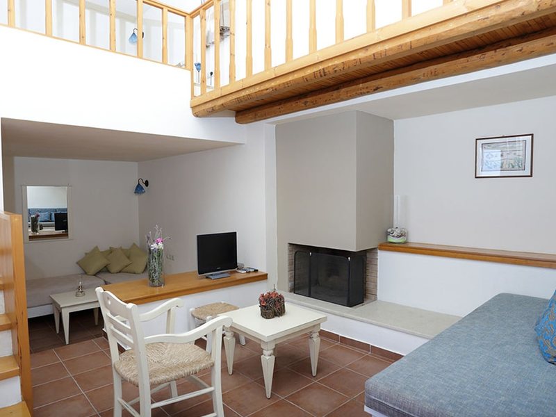 Mourtzanakis Residence by CHC 286870