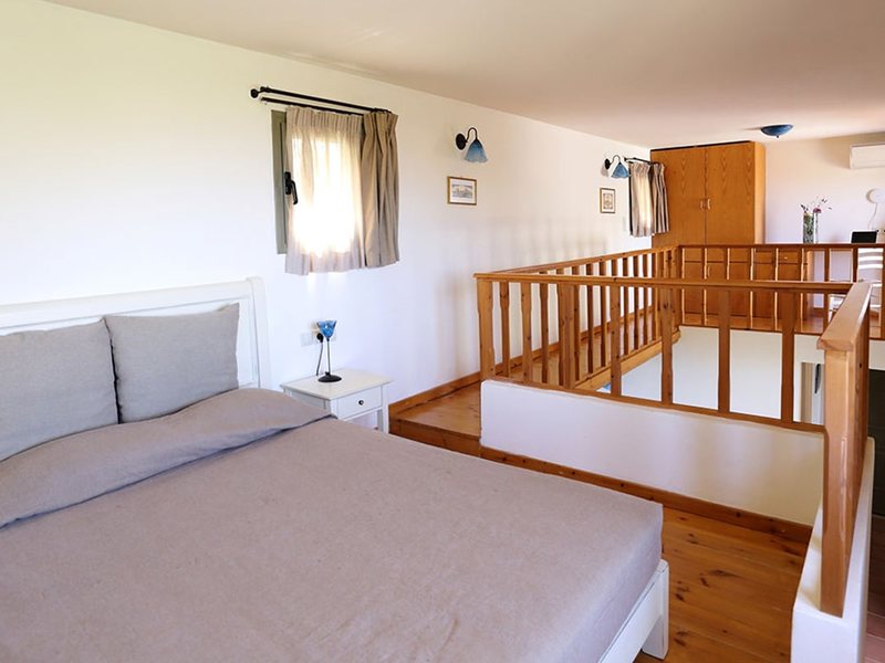 Mourtzanakis Residence by CHC 286872