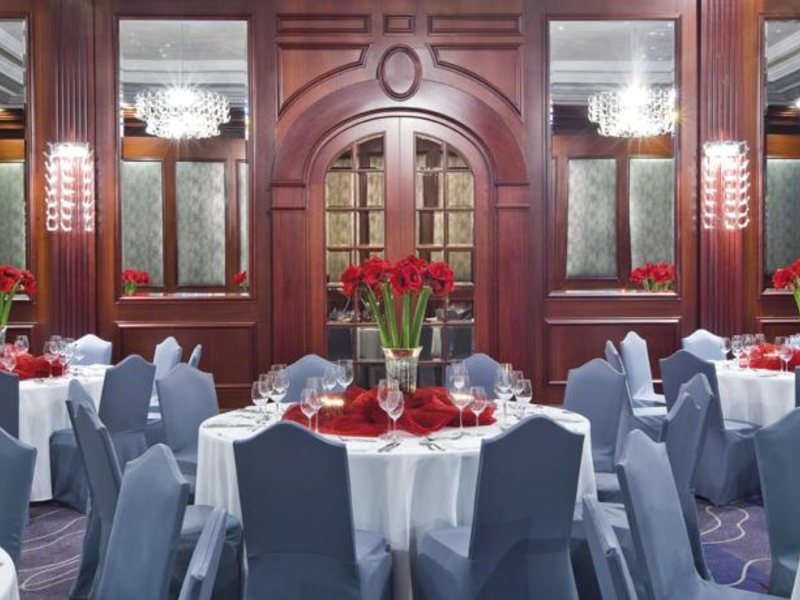 Movenpick Hotel Bur Dubai 48386