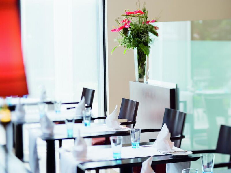 Movenpick Hotel Istanbul  243096