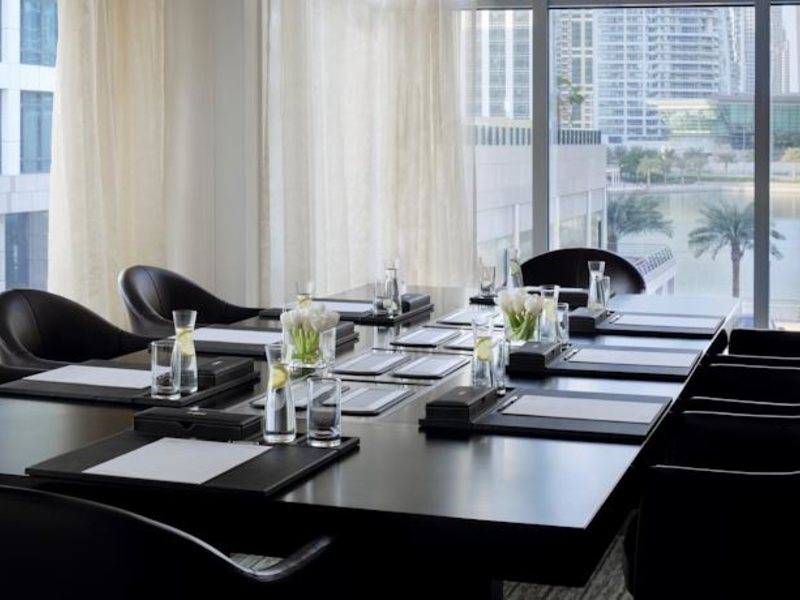 Movenpick Hotel Jumeirah Lakes Towers 53667