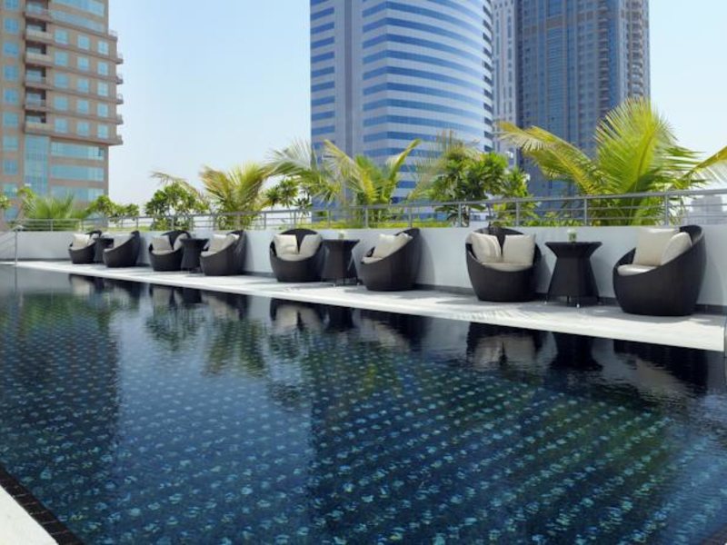 Movenpick Hotel Jumeirah Lakes Towers 53670