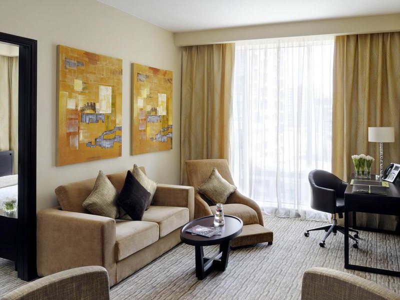 Movenpick Hotel Jumeirah Lakes Towers 53678