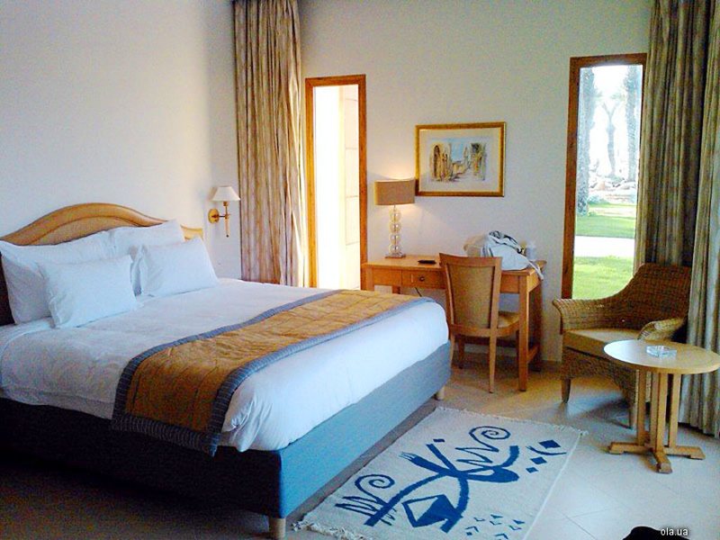 Movenpick Resort & Marine Spa 15802