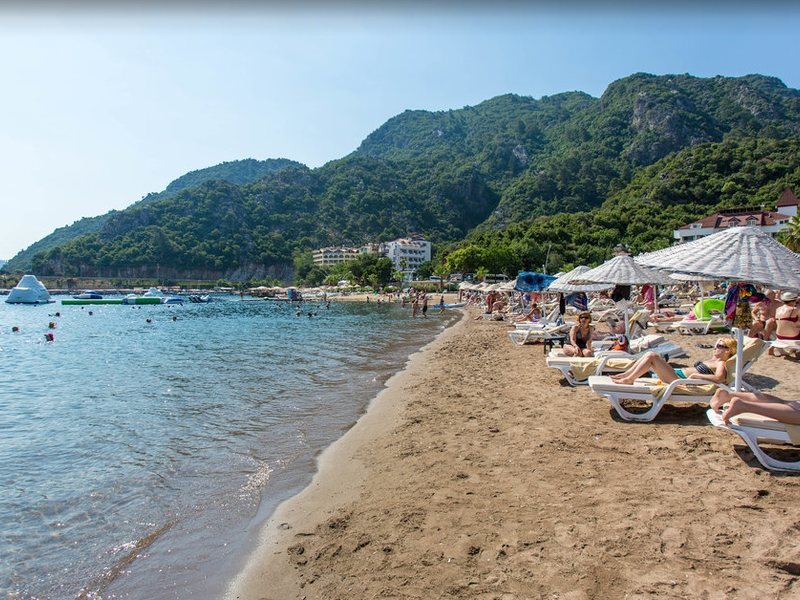 Munamar Beach  66901