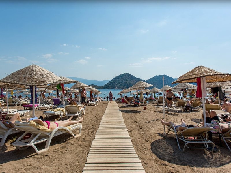 Munamar Beach  66902