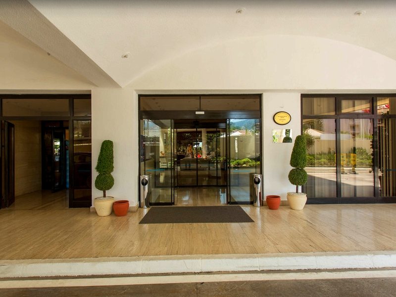 Munamar Beach  66941