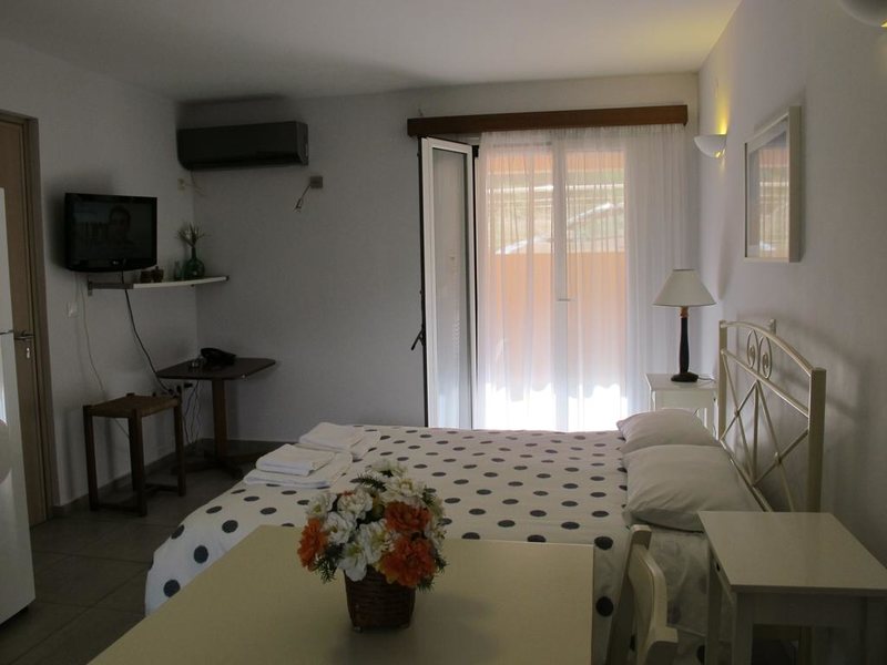 Muses Studios 286893