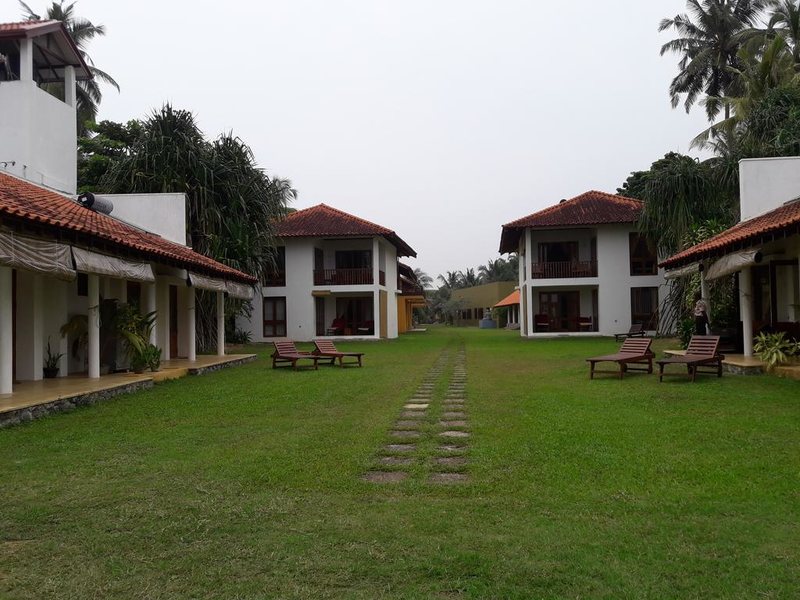 Muthumuni Ayurvedic Beach Resort 270813