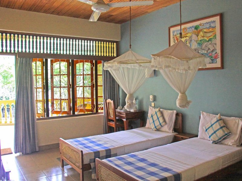 Muthumuni River Resort 270823