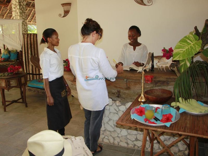 Mvuvi Resort  201044