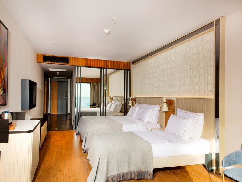 Mylome Luxury Hotel & Resort  321615