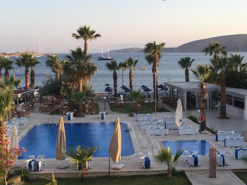 Nagi Beach Hotel 186665