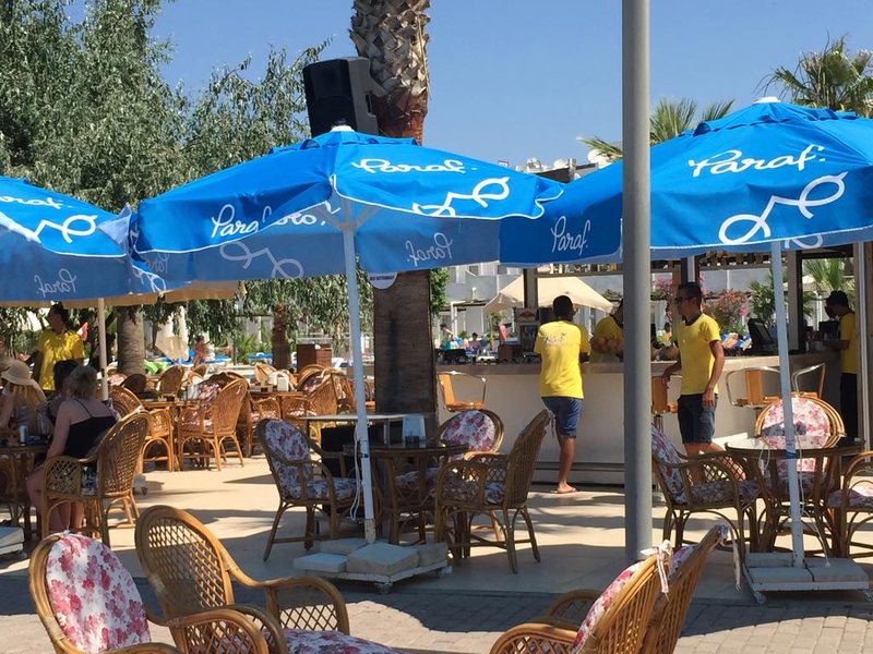 Nagi Beach Hotel 186667