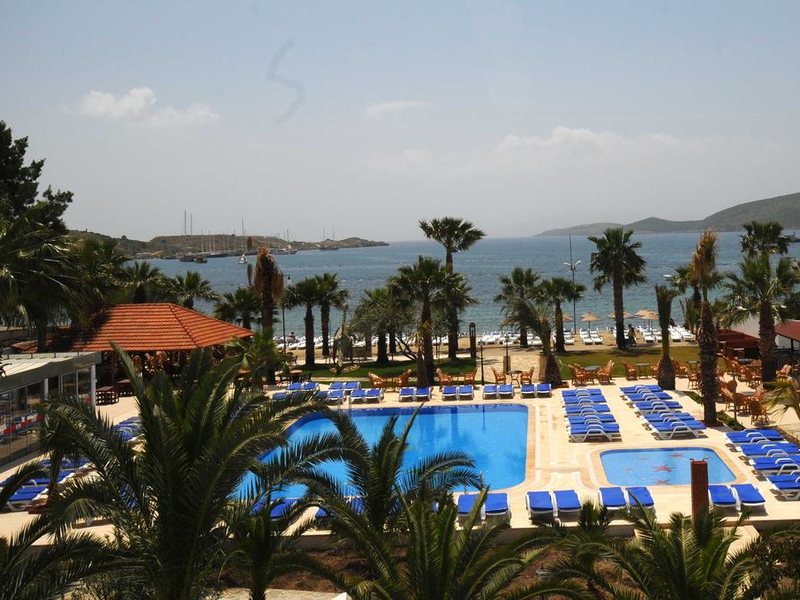 Nagi Beach Hotel 186669