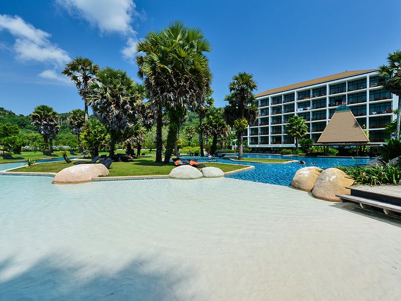 Naithonburi Beach Resort 234292