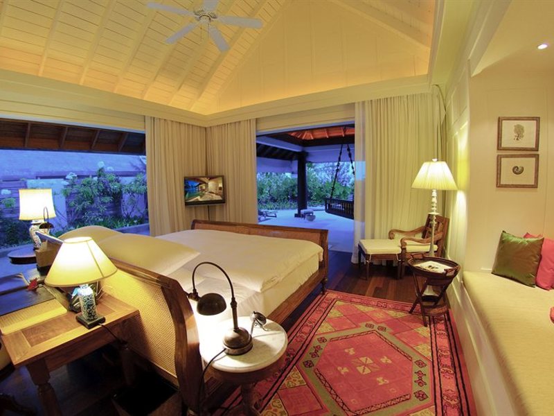 Naladhu Private Island Maldives (Naladhu Maldives) 135935