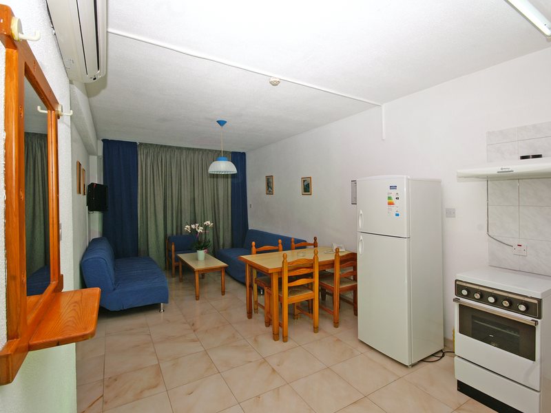 Napa Prince Hotel Apts 103577