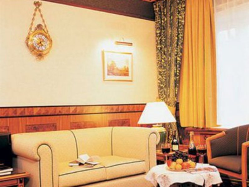 Natsionalny Hotel 11348