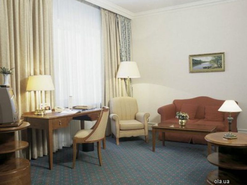 Natsionalny Hotel 11355