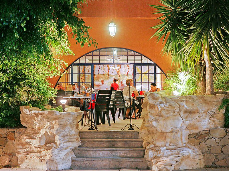 Navarria Hotel 103608