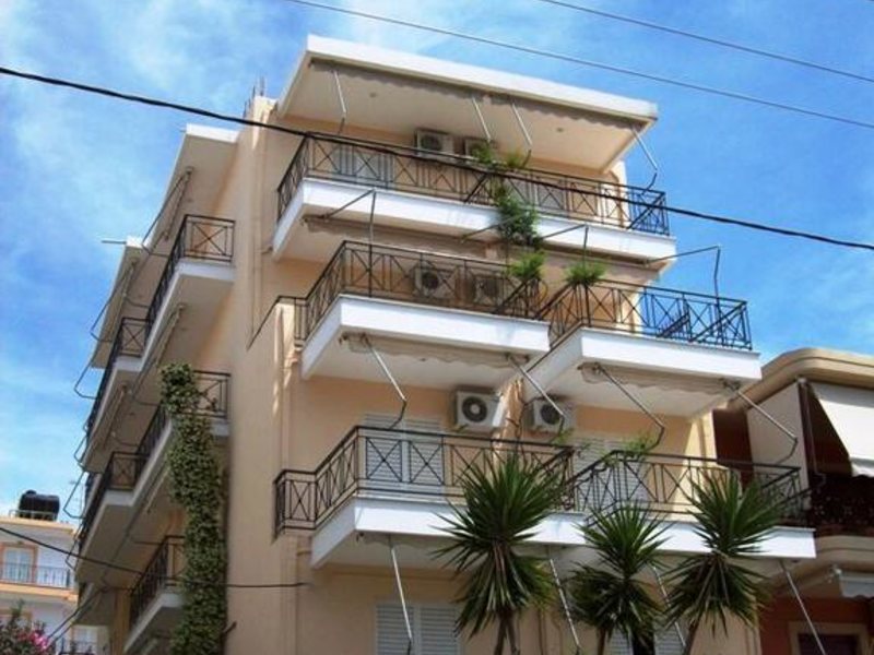 Nefeli Studios 260727