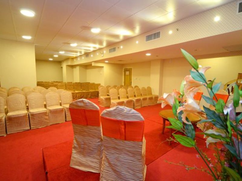 Nejoum Al Emarate Hotel Sharjah 61072