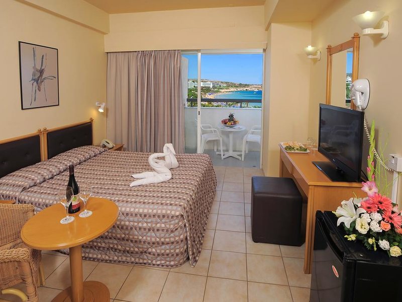 Nelia Beach Hotel 212886