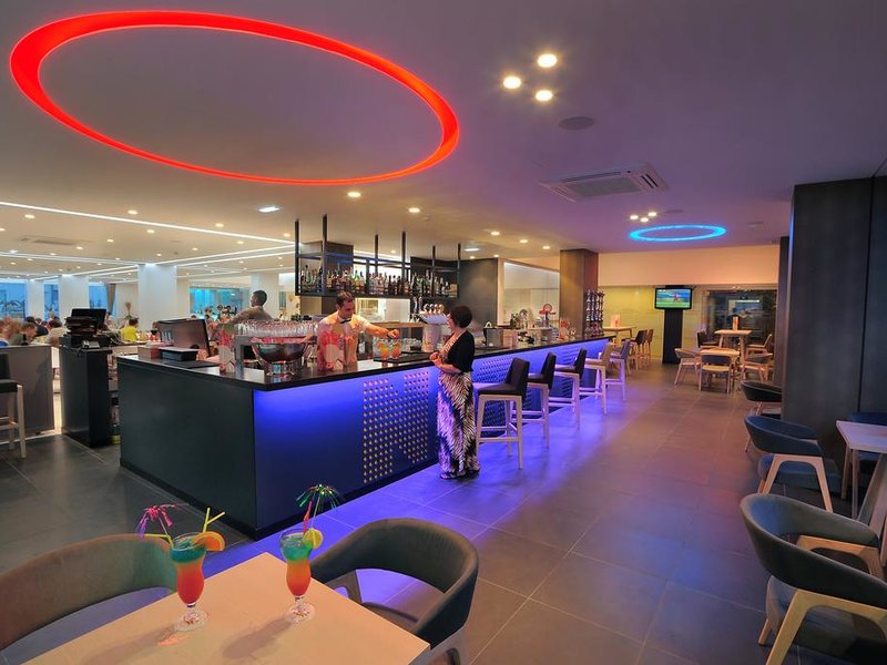 Nelia Beach Hotel 212896