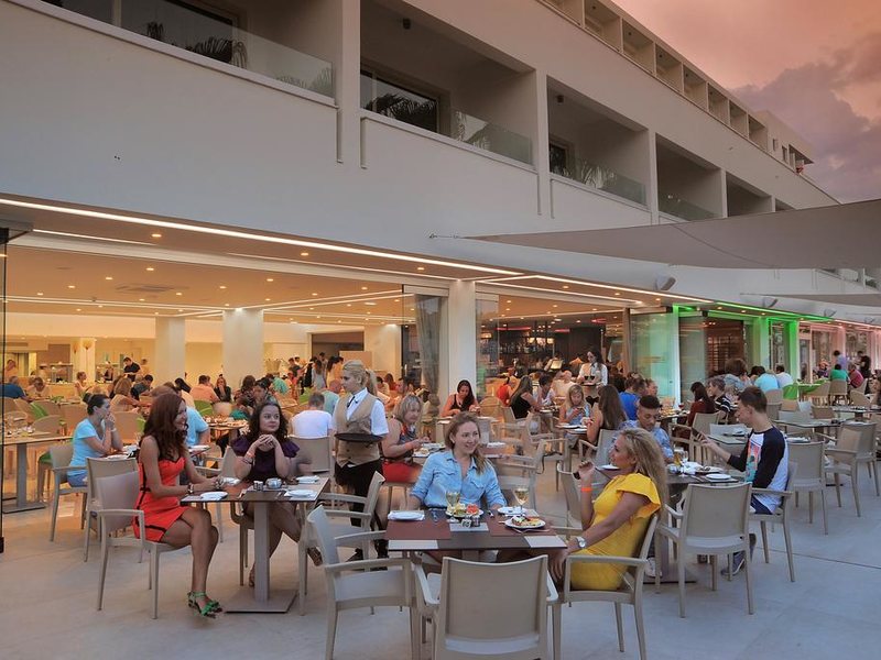 Nelia Beach Hotel 212905