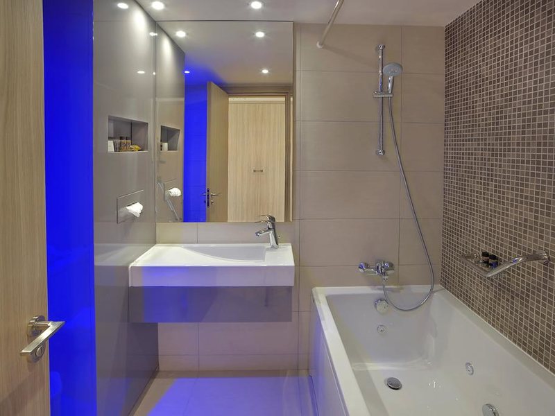 Nelia Beach Hotel 212917