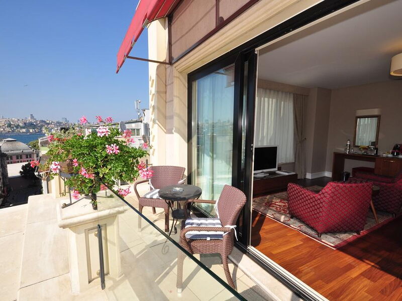 Neorion Hotel  302095