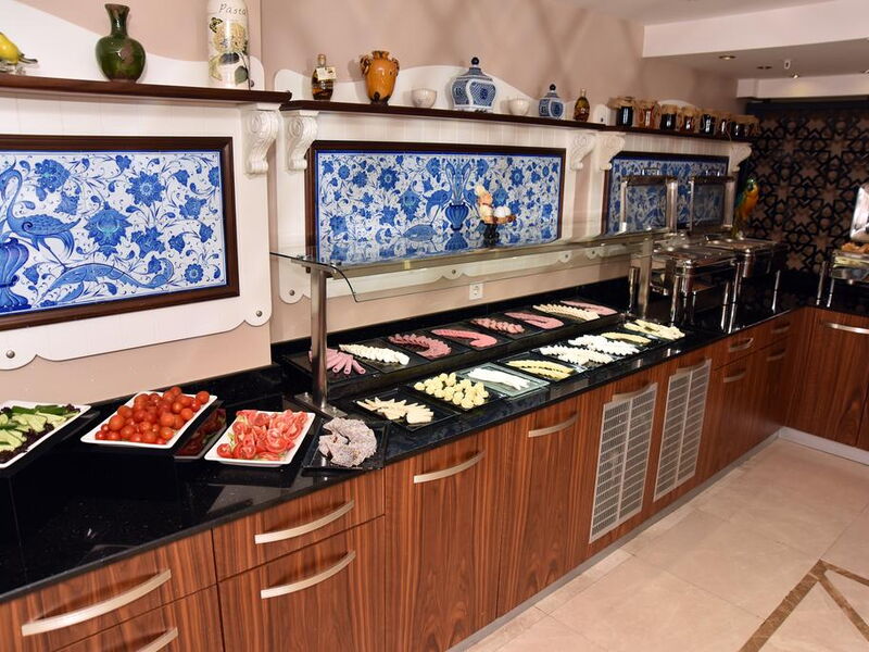 Neorion Hotel  302100