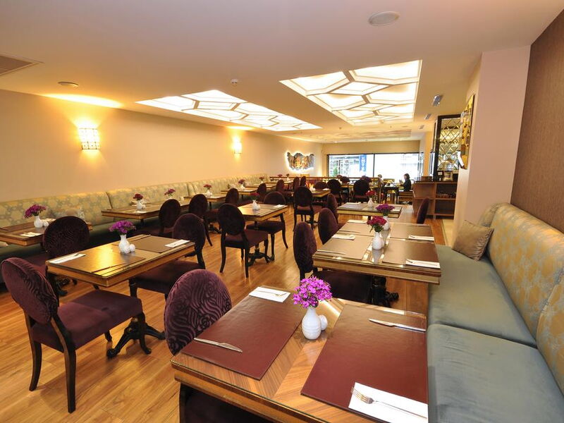 Neorion Hotel  302110
