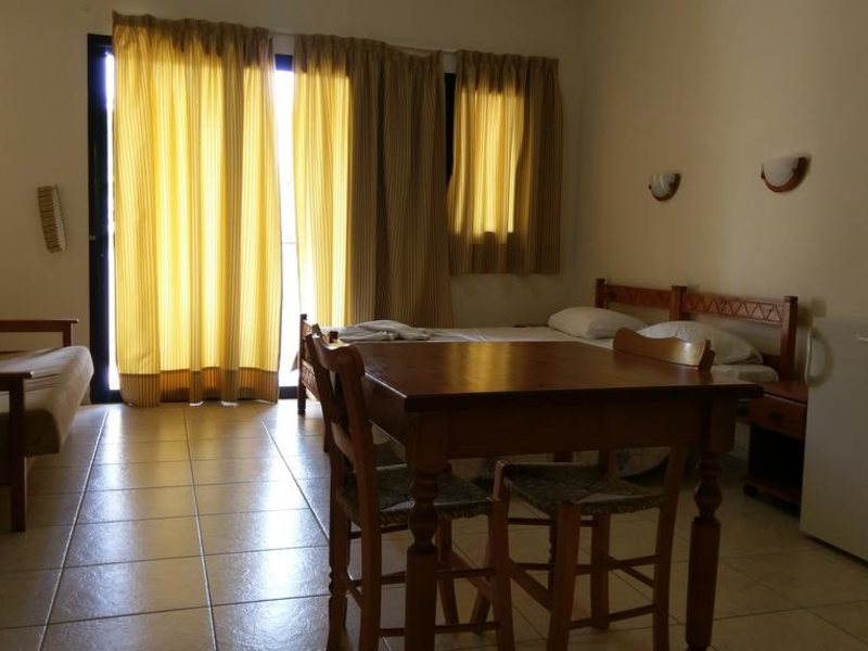 New York Plaza Hotel Apts 206452