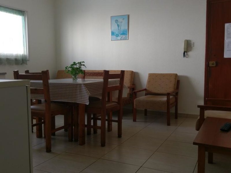 New York Plaza Hotel Apts 206467