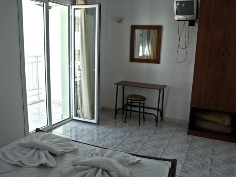 Nicolas Villas 76485